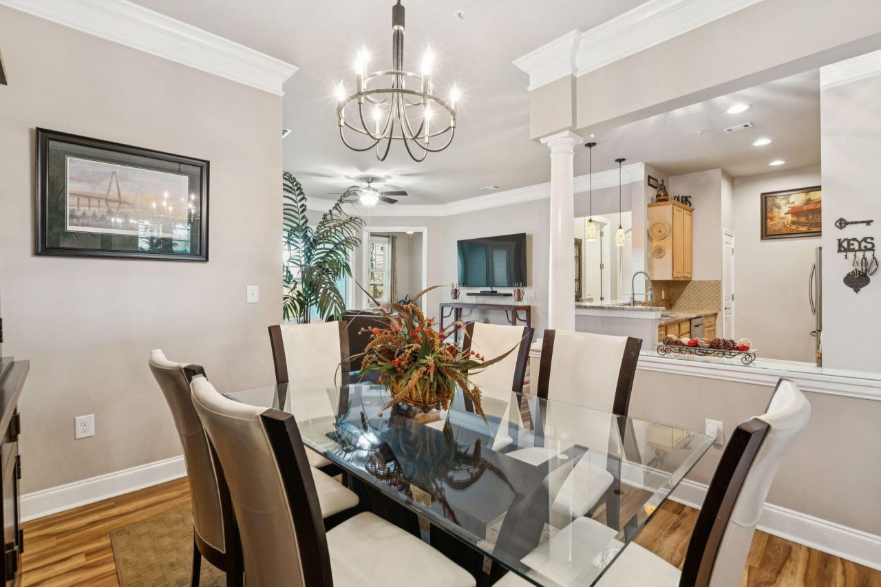 200 River Landing Drive Photo 19