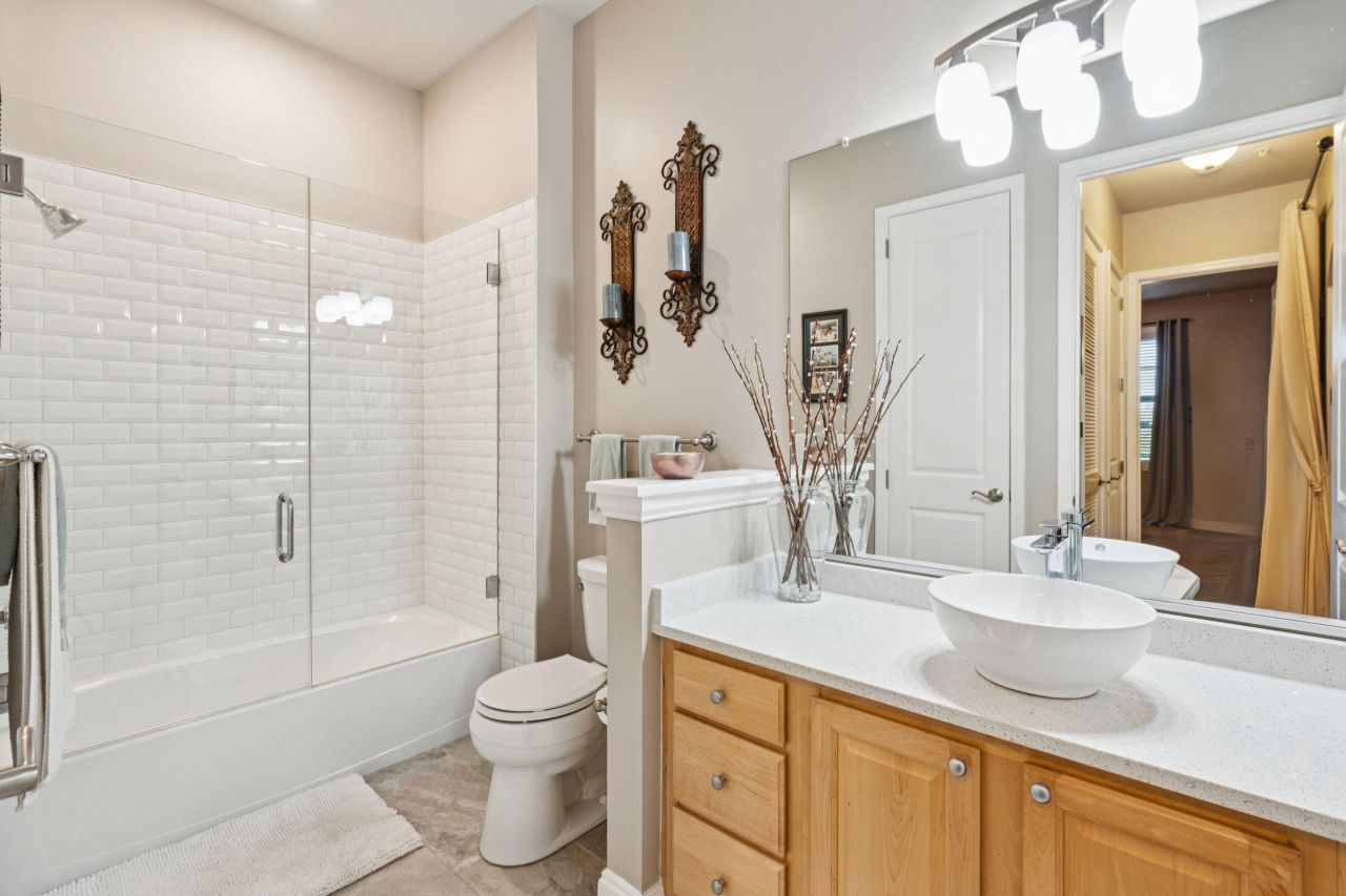 200 River Landing Drive Photo 32