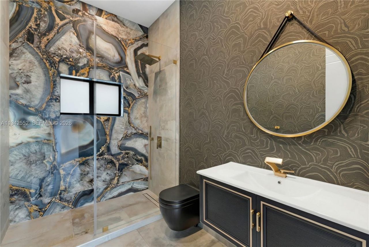 8005 Noremac Ave, Miami Beach, FL 33141 Photo