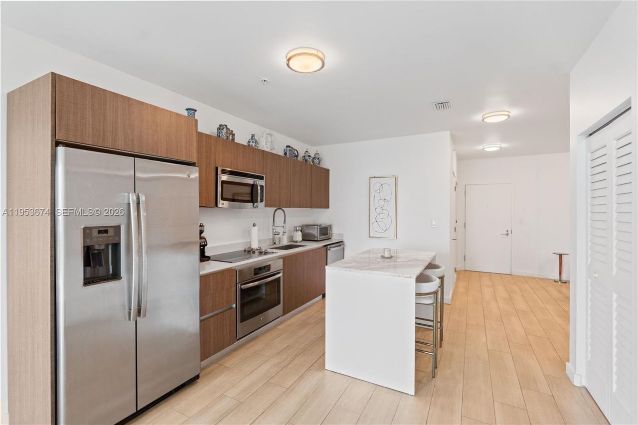 1600 SW 1st Ave, Unit 807, Miami, FL 33129 Photo