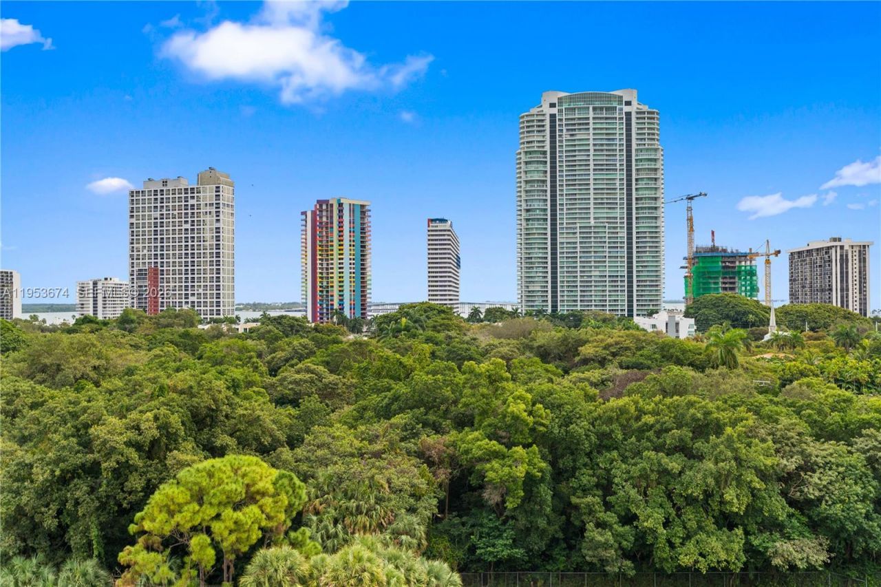 1600 SW 1st Ave, Unit 807, Miami, FL 33129 Photo