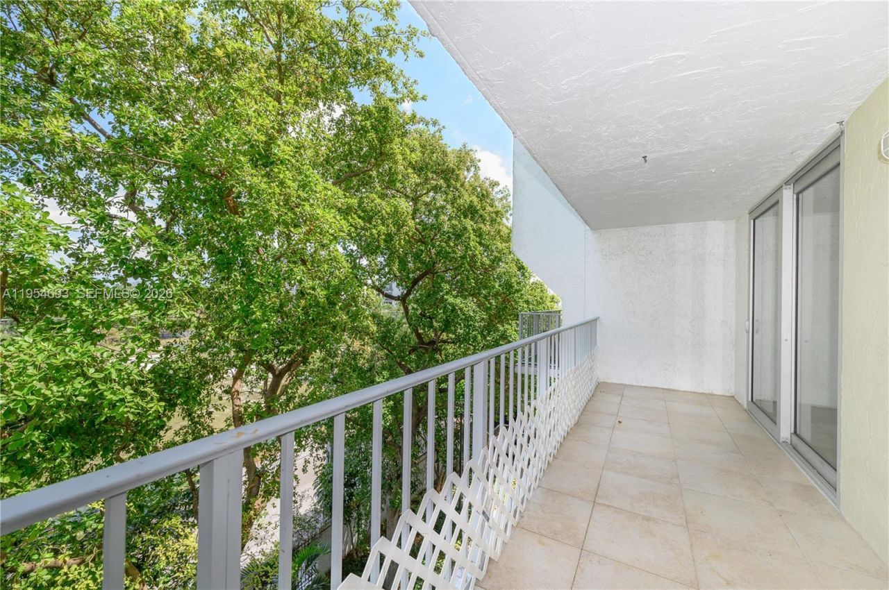 650 NE 64th St , Unit G510, Miami, FL 33138 Photo