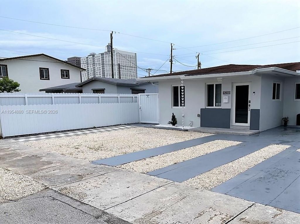 11230 SW 5th St , Unit 1, Sweetwater, FL 33174 Photo