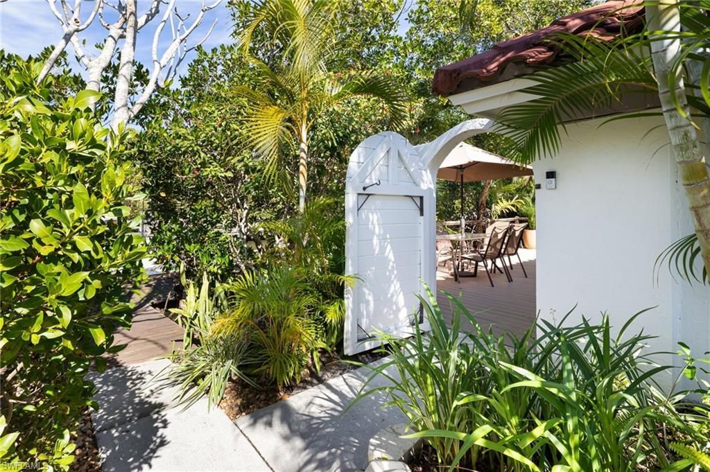 1595 Curlew Ave, Unit 4, Naples, FL 34102 Photo