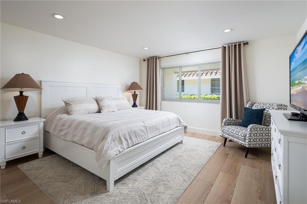 1595 Curlew Ave, Unit 4, Naples, FL 34102 Photo