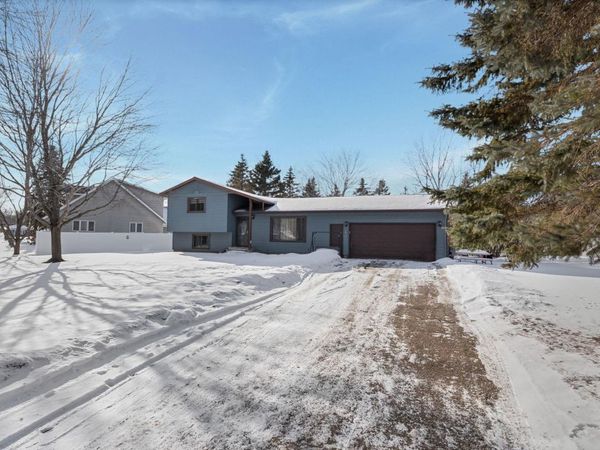 831 Cummings Lane, Saint Cloud, MN 56301