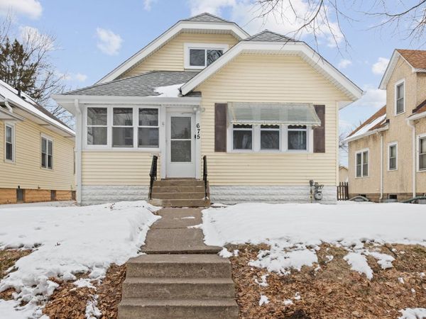 675 Sherwood Avenue, Saint Paul, MN 55106