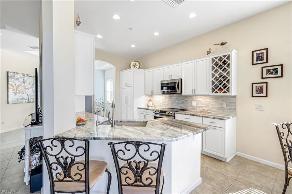 13034 Pennington Pl, Unit 201, Fort Myers, FL 33913 Photo