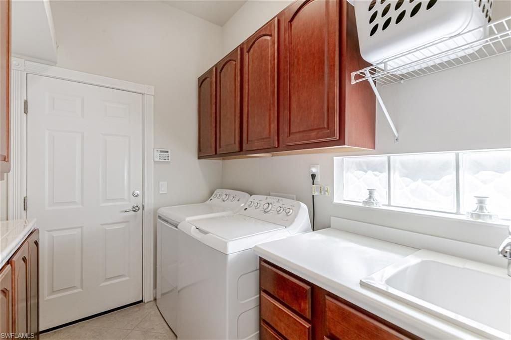 28558 Guinivere Way, Bonita Springs, FL 34135 Photo