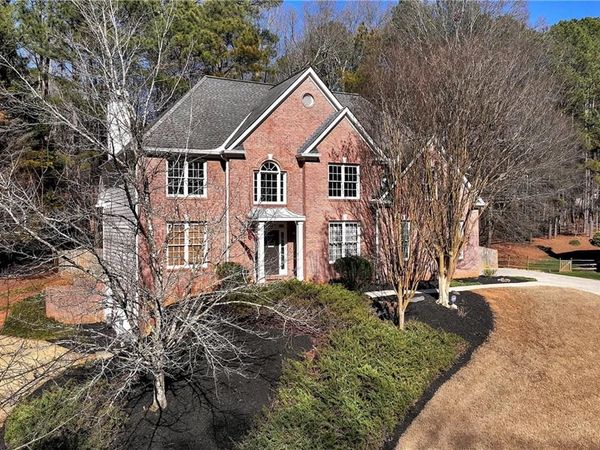 7085 Burwick Lane , Cumming, GA 30040