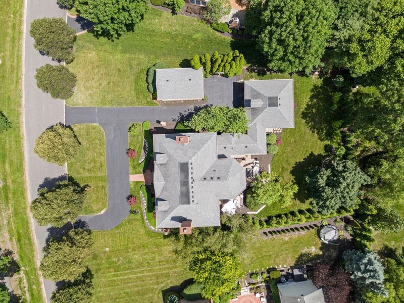 7555 Lambton Park Road, New Albany, OH 43054 Photo 3