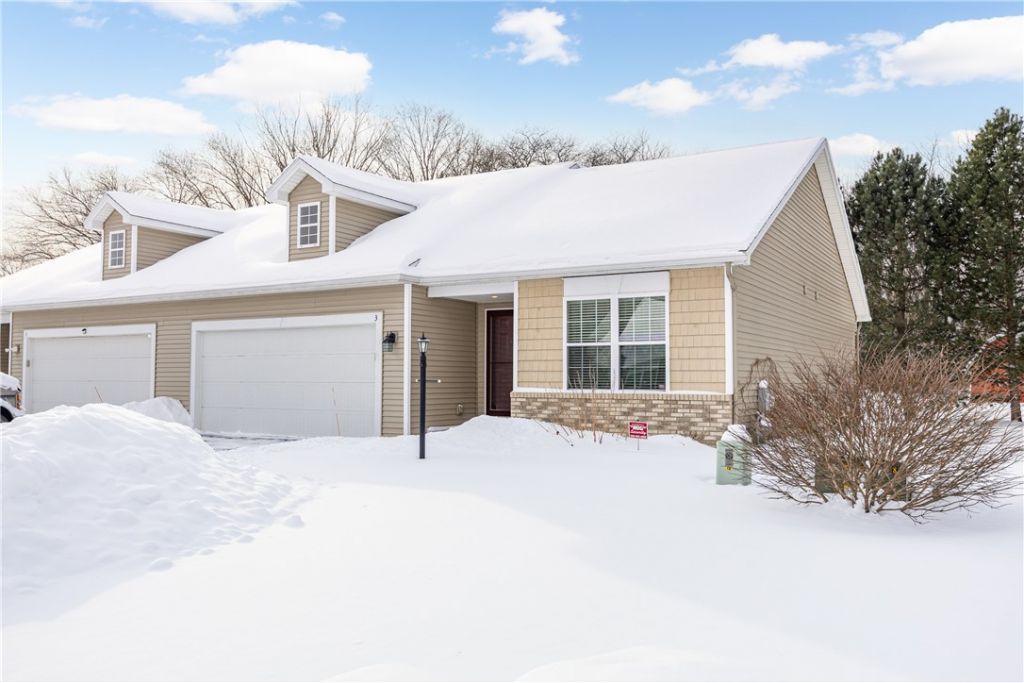 3 Angela Villa Lane, Rochester, NY 14626 Main Photo