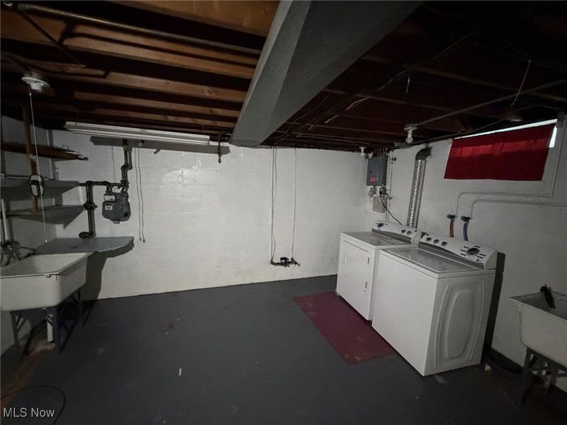 369 6th Street, Campbell, OH 44405 Photo 15