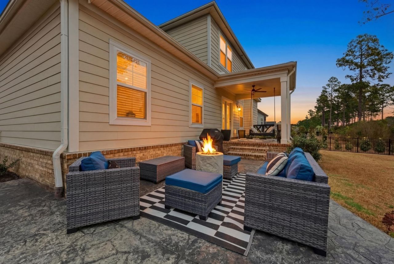 2009 Royal Blue Court Photo 29