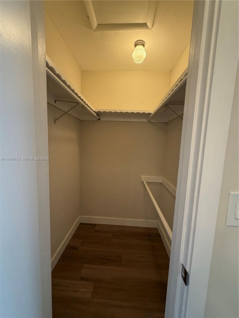 7216 Jacaranda Ln, Miami Lakes, FL 33014 Photo