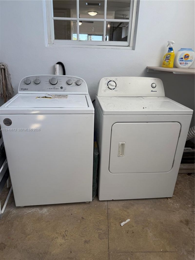 7216 Jacaranda Ln, Miami Lakes, FL 33014 Photo