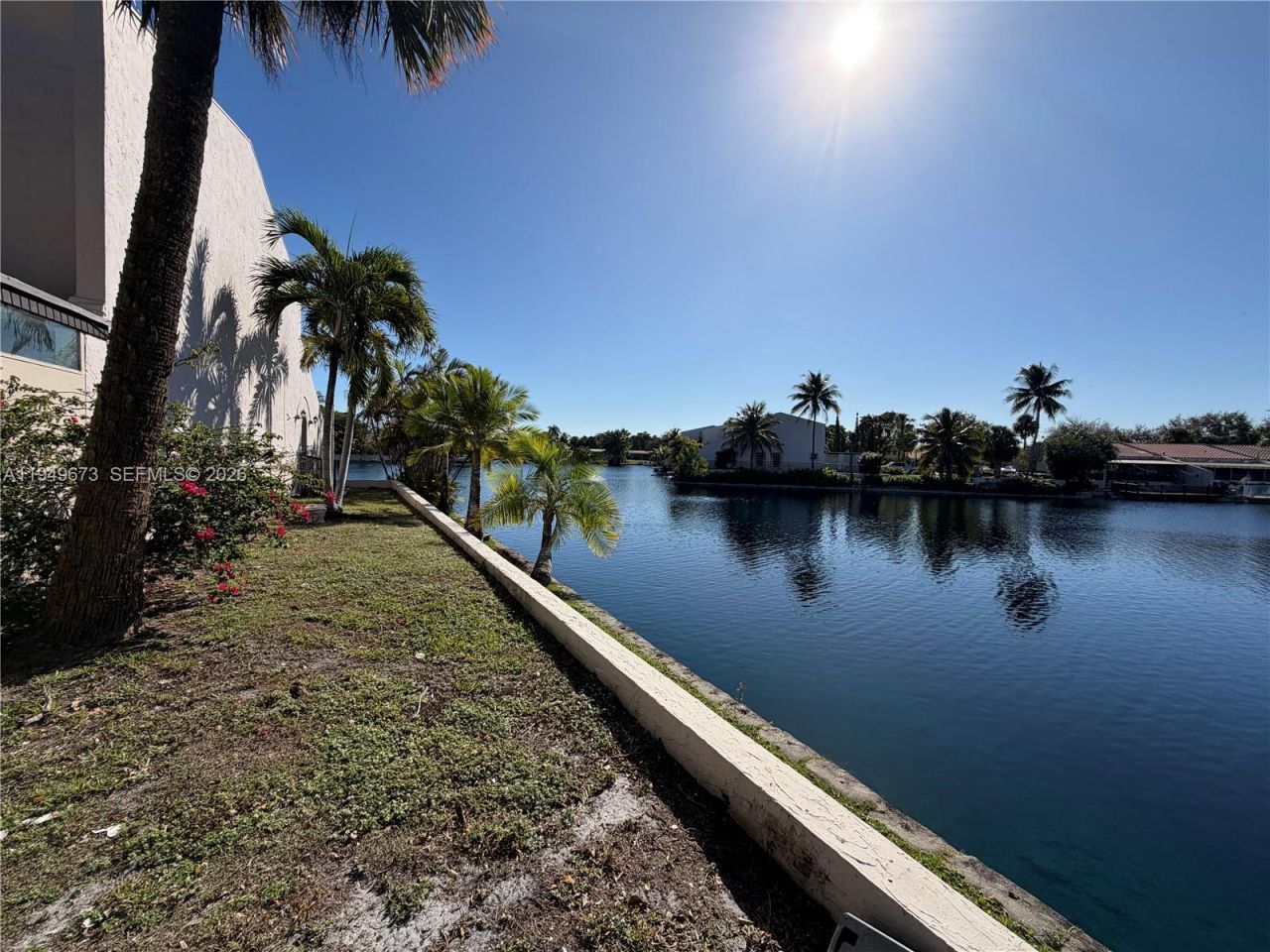 7216 Jacaranda Ln, Miami Lakes, FL 33014 Photo