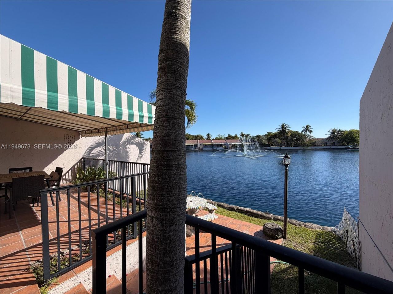 7216 Jacaranda Ln, Miami Lakes, FL 33014 Photo