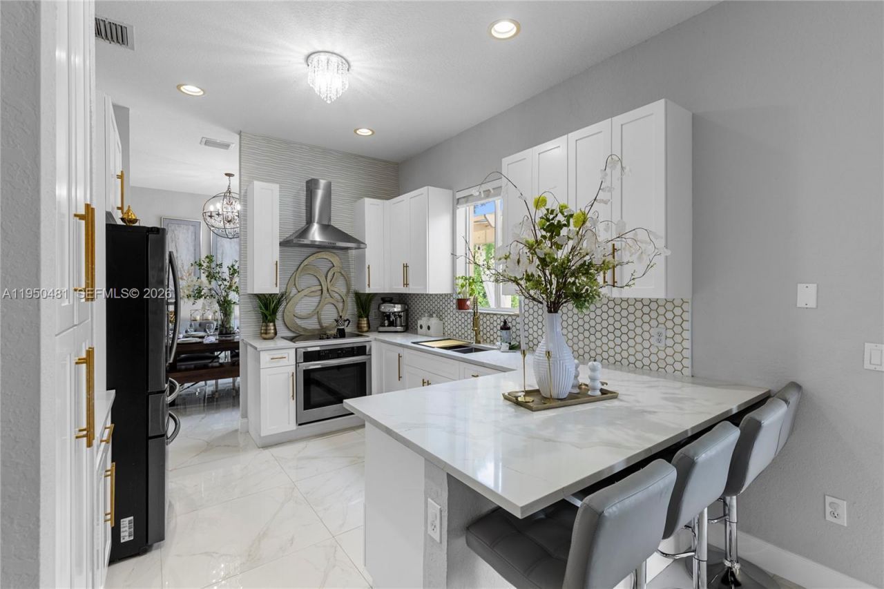 14051 SW 32nd St, Miramar, FL 33027 Photo