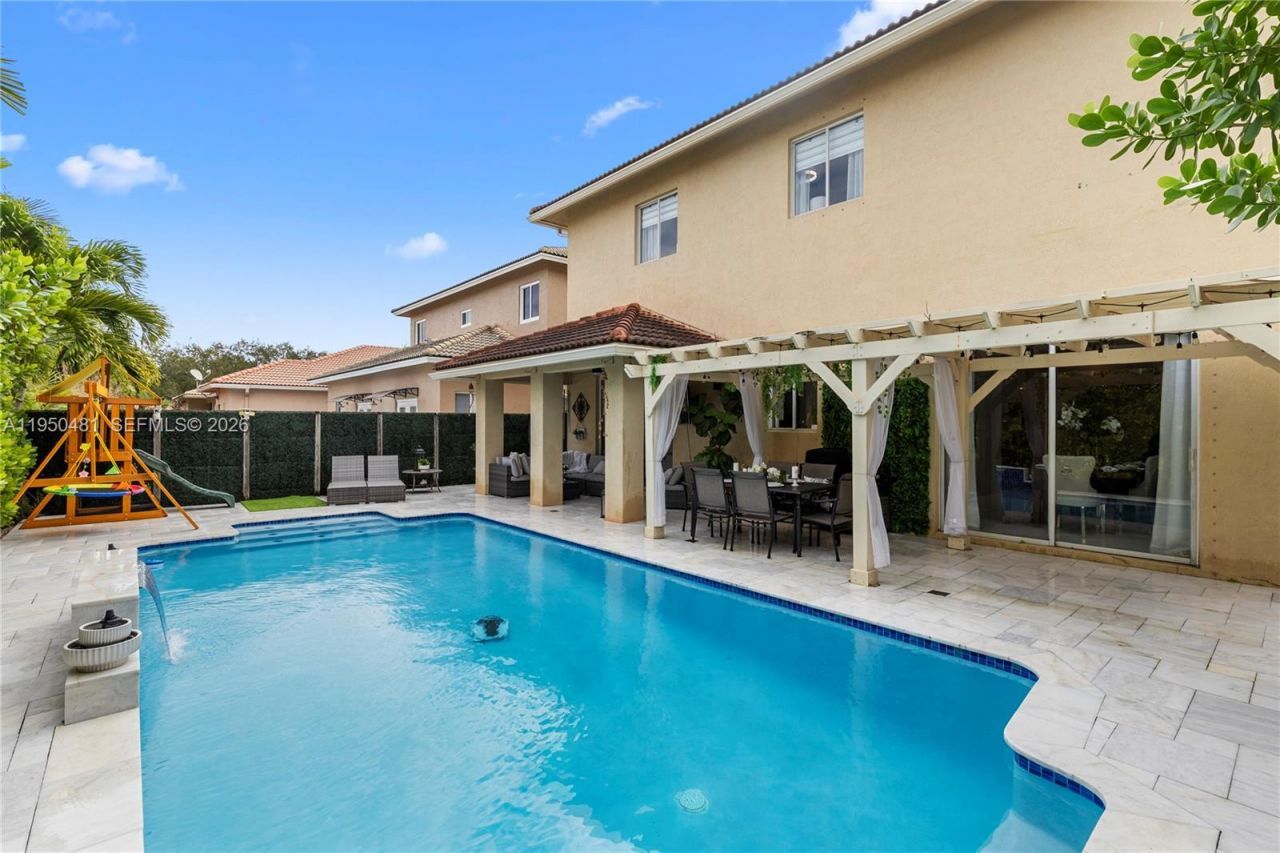 14051 SW 32nd St, Miramar, FL 33027 Photo