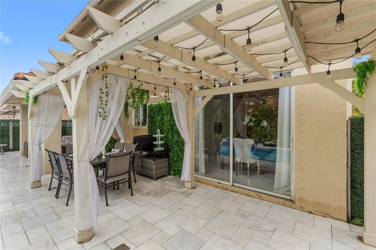 14051 SW 32nd St, Miramar, FL 33027 Photo