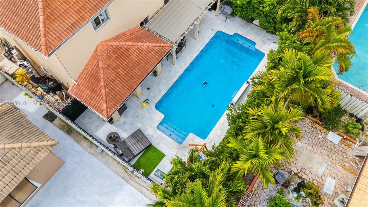 14051 SW 32nd St, Miramar, FL 33027 Photo