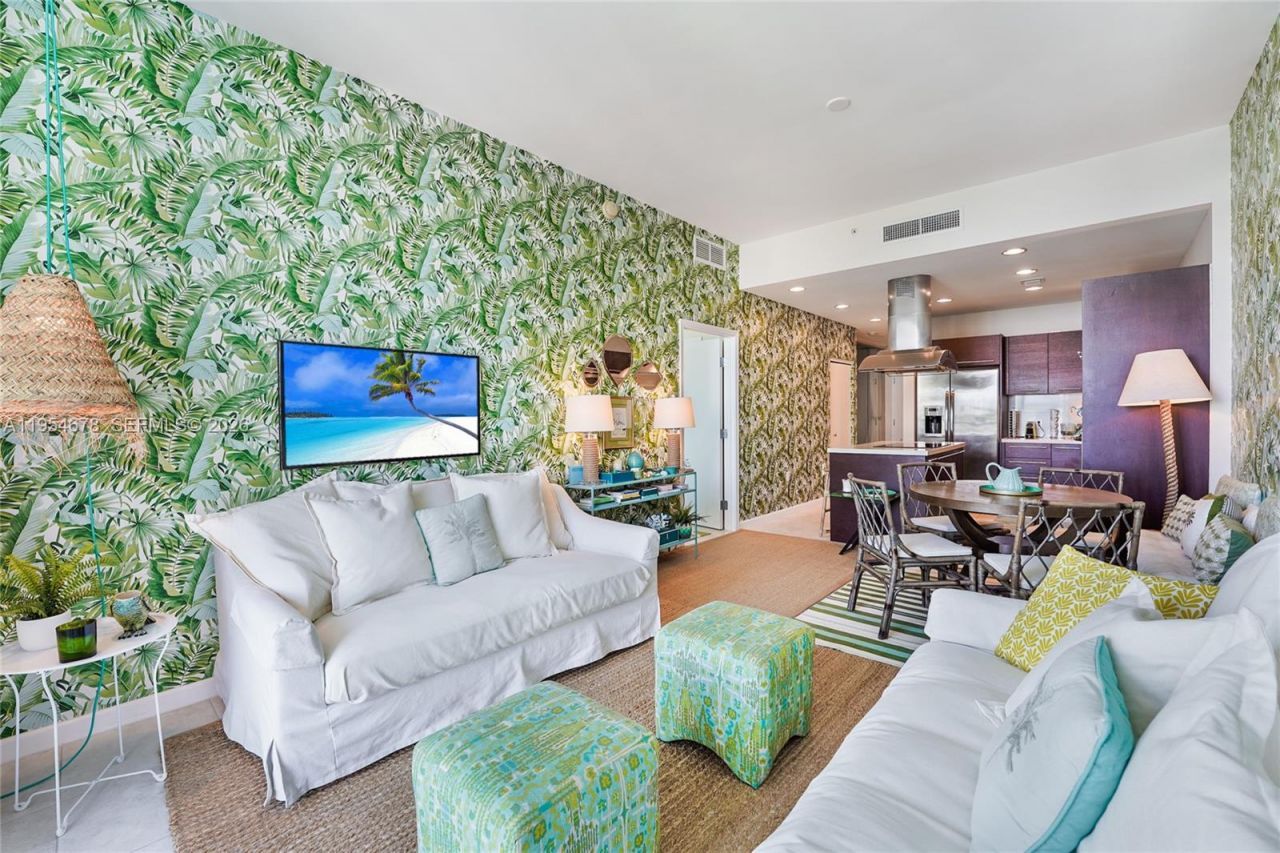 7928 East Drive , Unit 303, North Bay Village, FL 33141 Photo