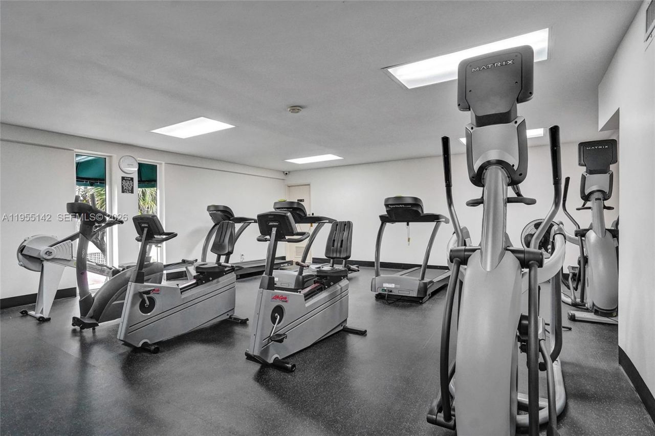 111 Briny Ave, Unit 25-10, Pompano Beach, FL 33062 Photo