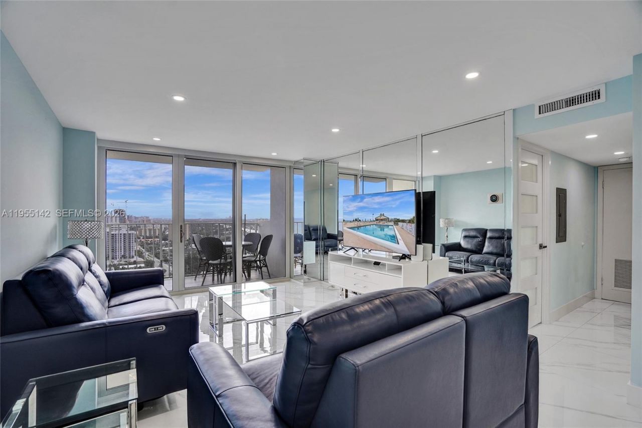 111 Briny Ave, Unit 25-10, Pompano Beach, FL 33062 Photo