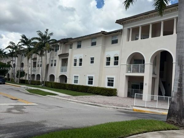 11601 NW 89th St, Unit 107, Doral, FL 33178