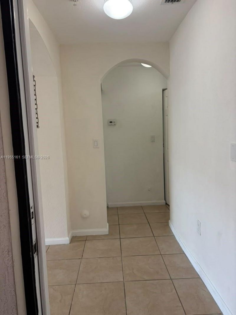 11601 NW 89th St, Unit 107, Doral, FL 33178 Photo