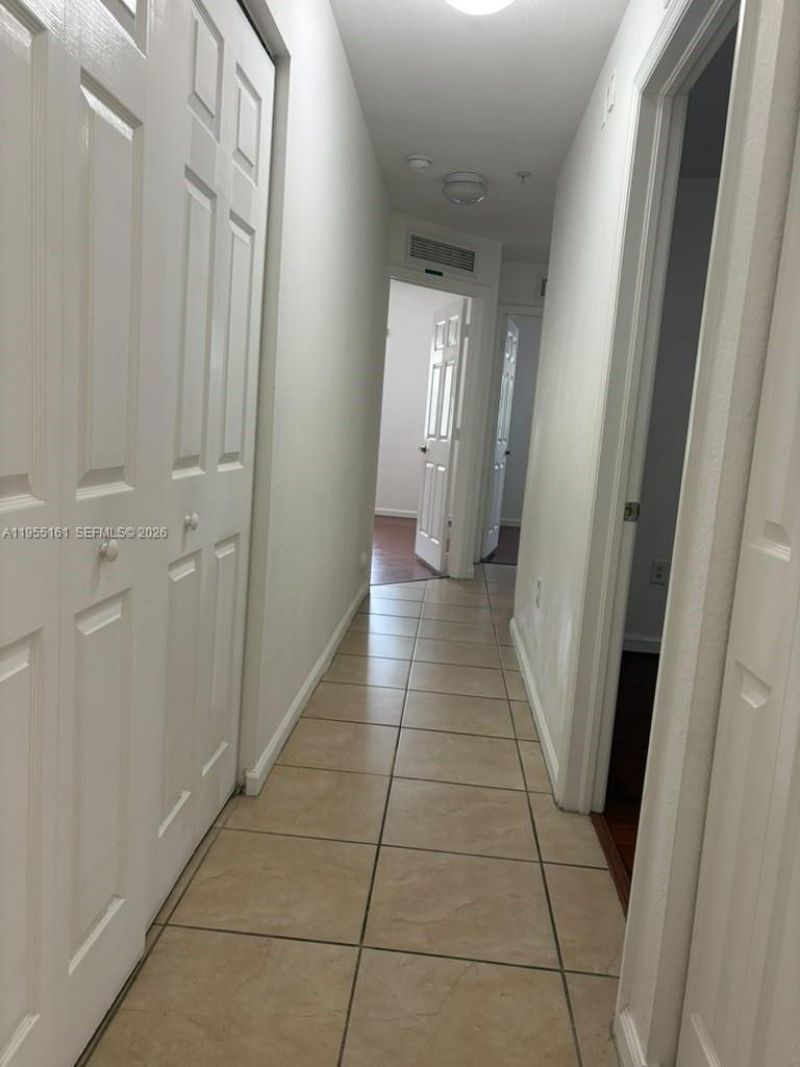 11601 NW 89th St, Unit 107, Doral, FL 33178 Photo