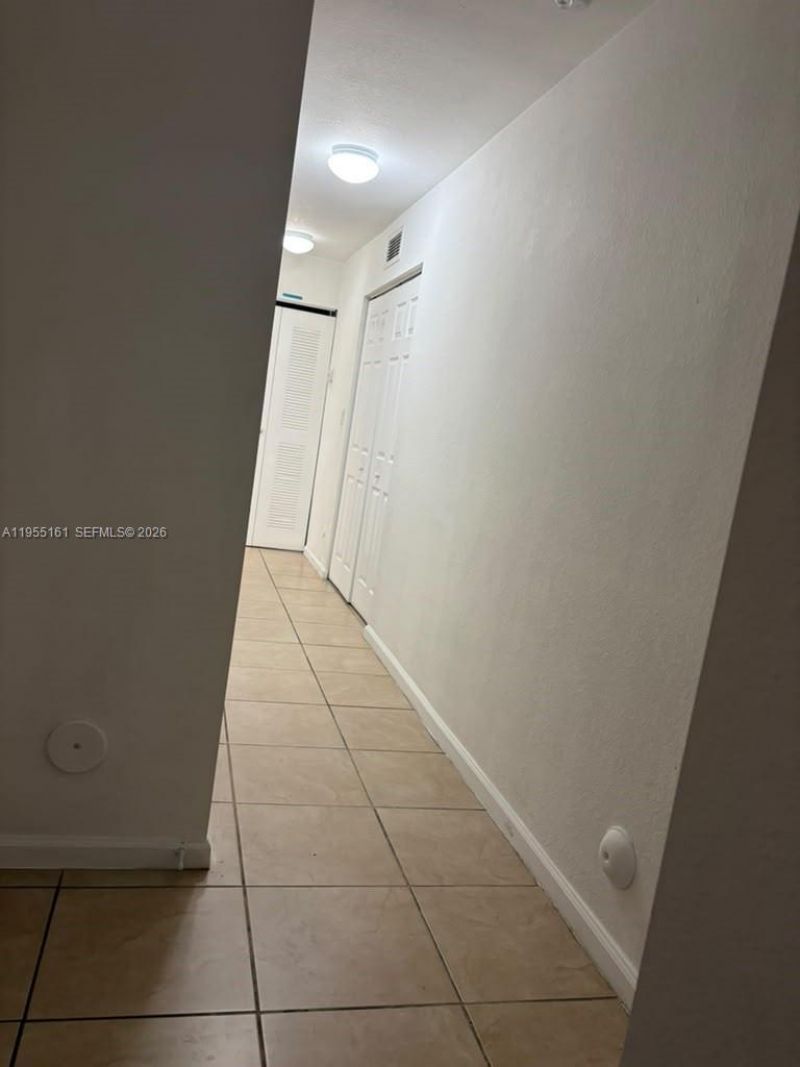 11601 NW 89th St, Unit 107, Doral, FL 33178 Photo