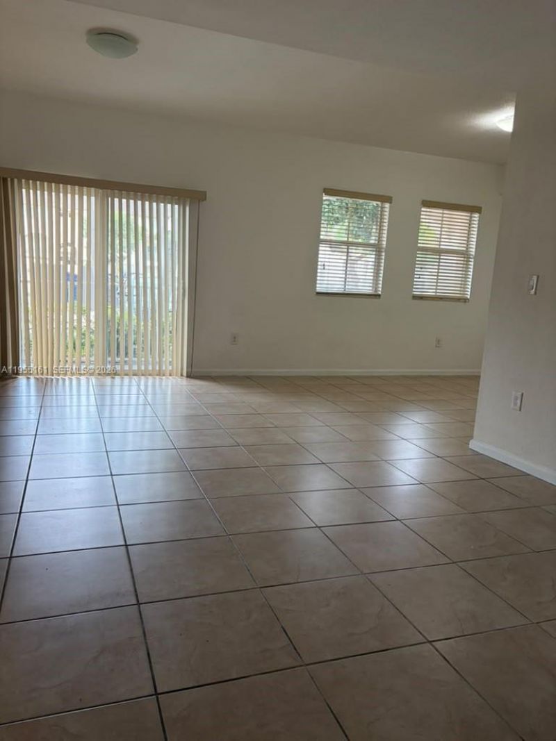 11601 NW 89th St, Unit 107, Doral, FL 33178 Photo
