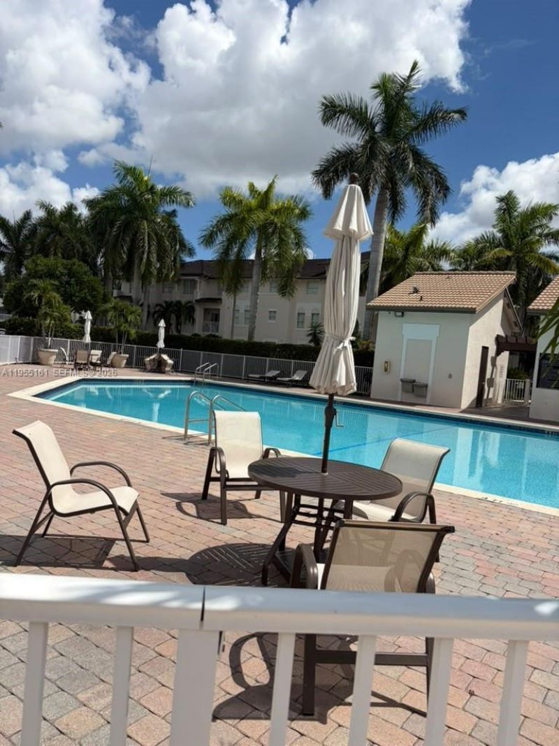 11601 NW 89th St, Unit 107, Doral, FL 33178 Photo