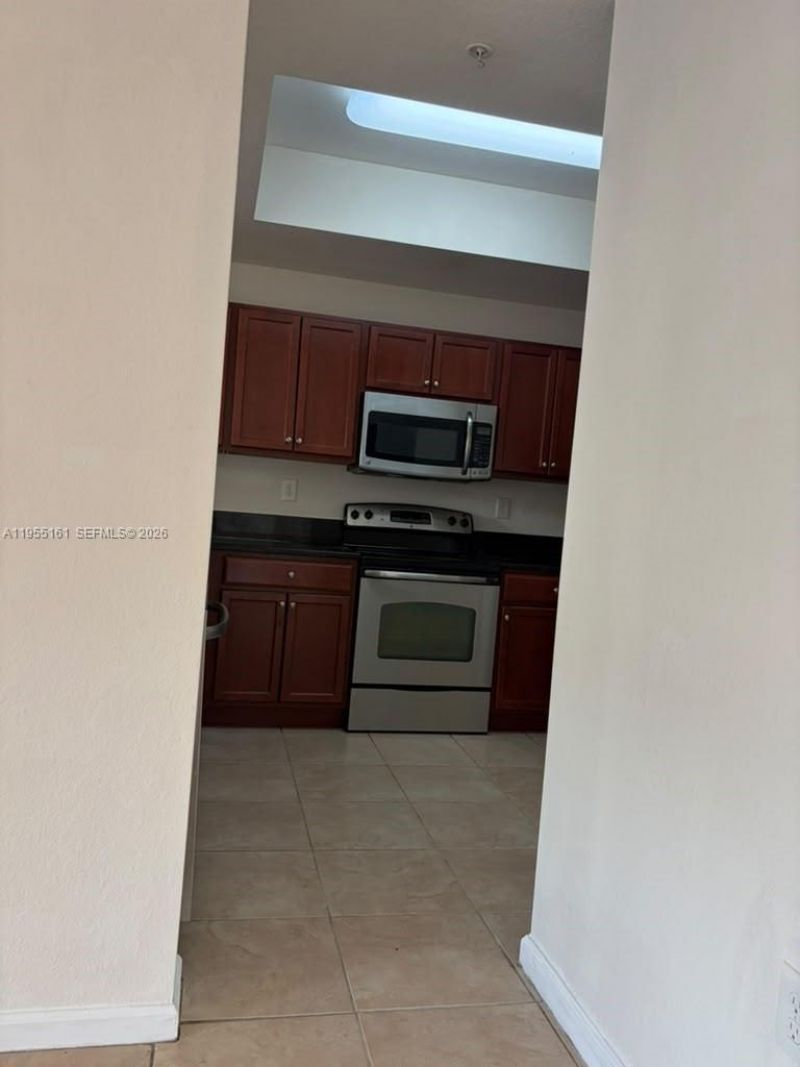 11601 NW 89th St, Unit 107, Doral, FL 33178 Photo