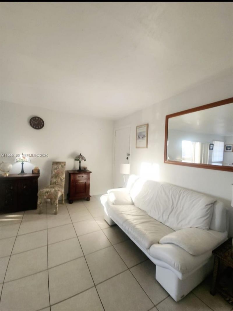 11960 NE 19th Dr, Unit 10, North Miami, FL 33181 Photo