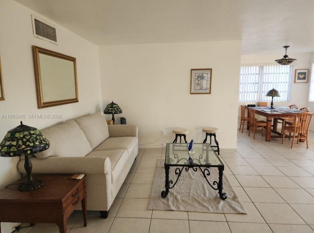 11960 NE 19th Dr, Unit 10, North Miami, FL 33181 Photo