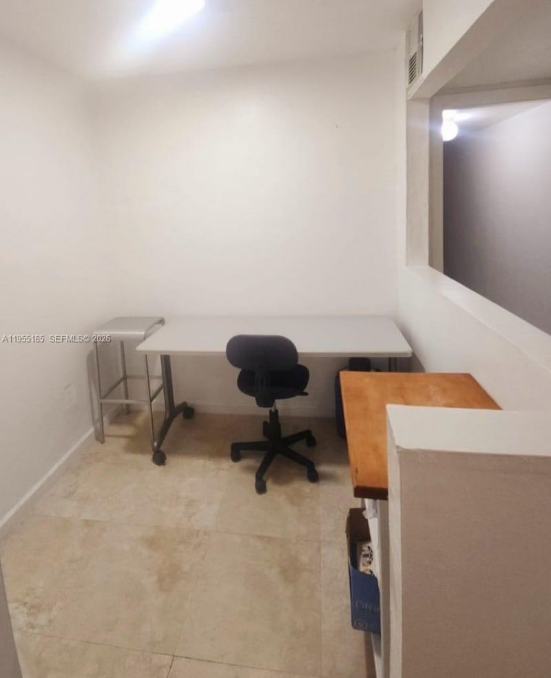 11960 NE 19th Dr, Unit 10, North Miami, FL 33181 Photo