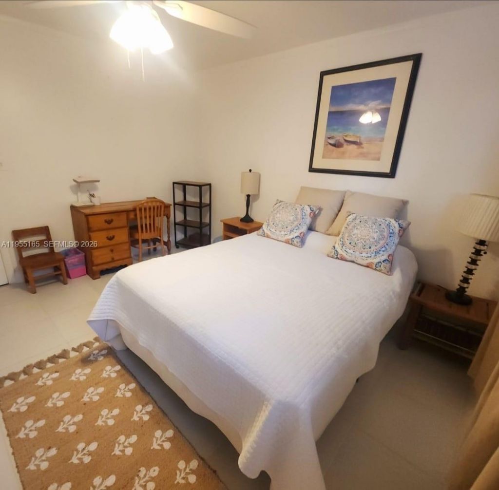 11960 NE 19th Dr, Unit 10, North Miami, FL 33181 Photo