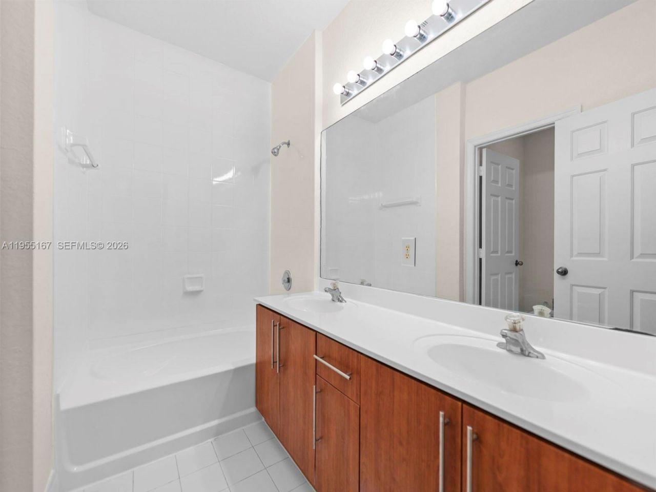 2534 SE 15th Ct , Homestead, FL 33035 Photo