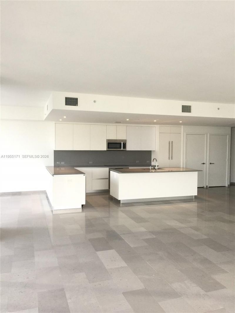 88 SW 7th St , Unit 3711, Miami, FL 33130 Photo