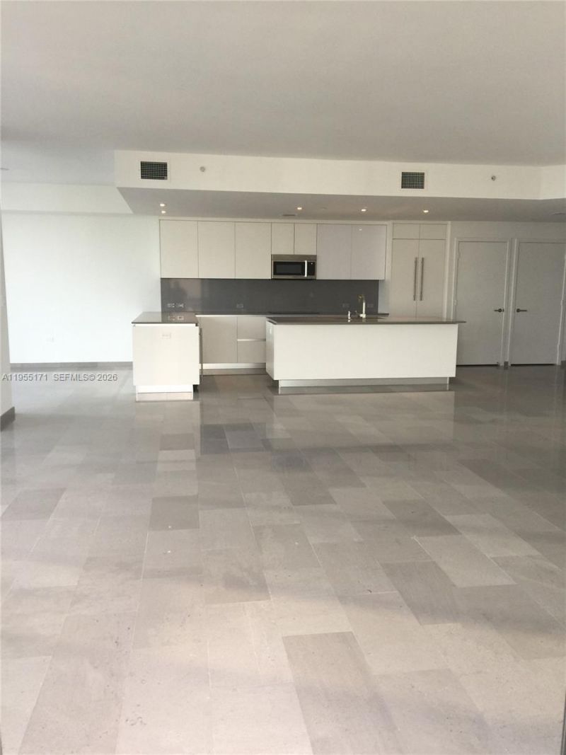 88 SW 7th St , Unit 3711, Miami, FL 33130 Photo