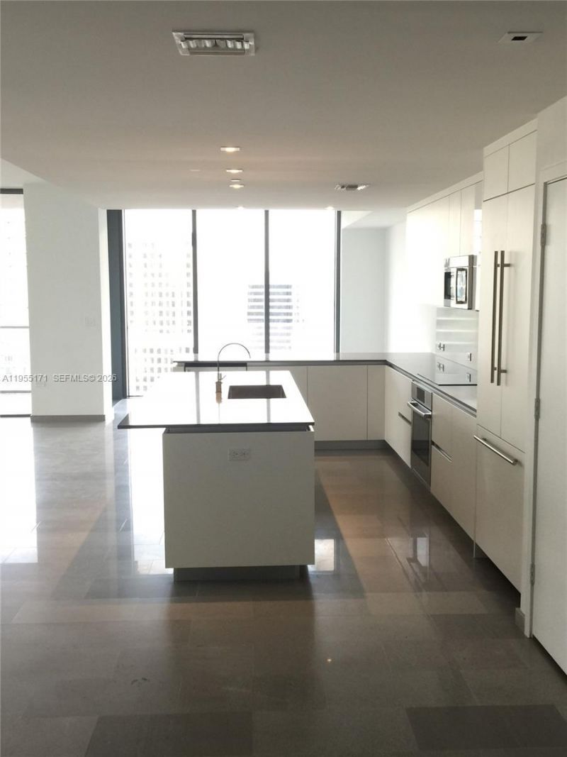 88 SW 7th St , Unit 3711, Miami, FL 33130 Photo