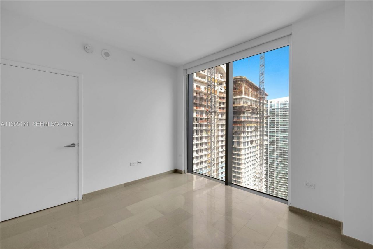 88 SW 7th St, Unit 3711, Miami, FL 33130 Photo