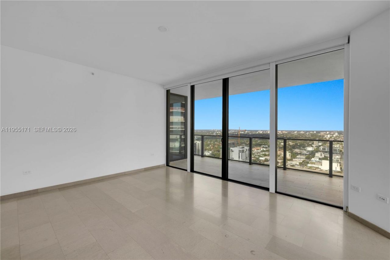 88 SW 7th St, Unit 3711, Miami, FL 33130 Photo