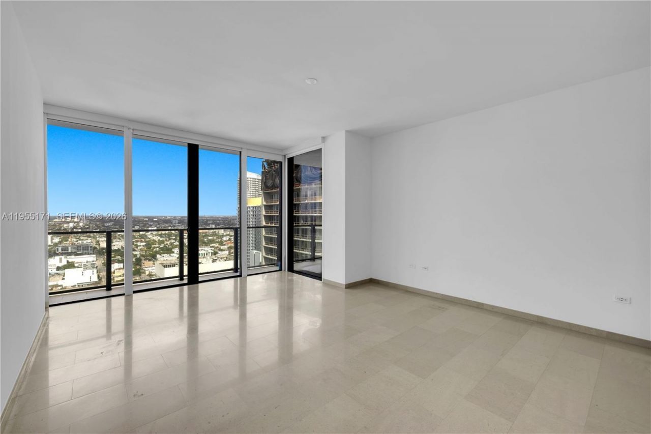 88 SW 7th St, Unit 3711, Miami, FL 33130 Photo