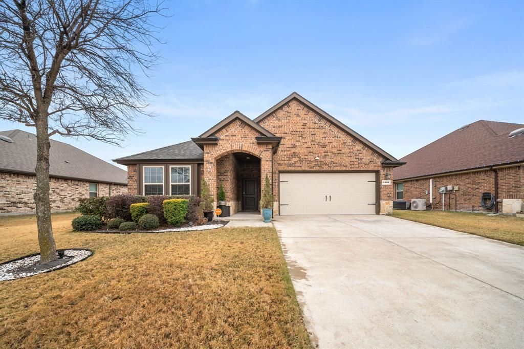 1536 Owen Way, Waxahachie, TX 75165 Main Photo