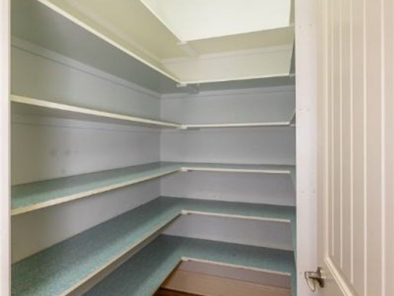 4025 Meadowvale Court, Akron, OH 44333 Photo 16