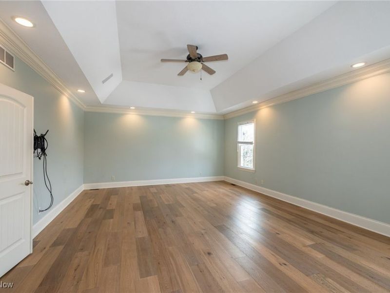 4025 Meadowvale Court, Akron, OH 44333 Photo 23